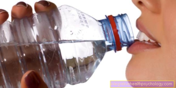 Co se stane, když pijete příliš mnoho vody?