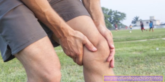 Pulling in the hollow of the knee - is that dangerous?